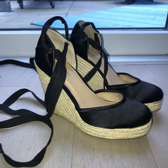 Nine West Shoes - Super cute barely worn Nine West espadrilles !